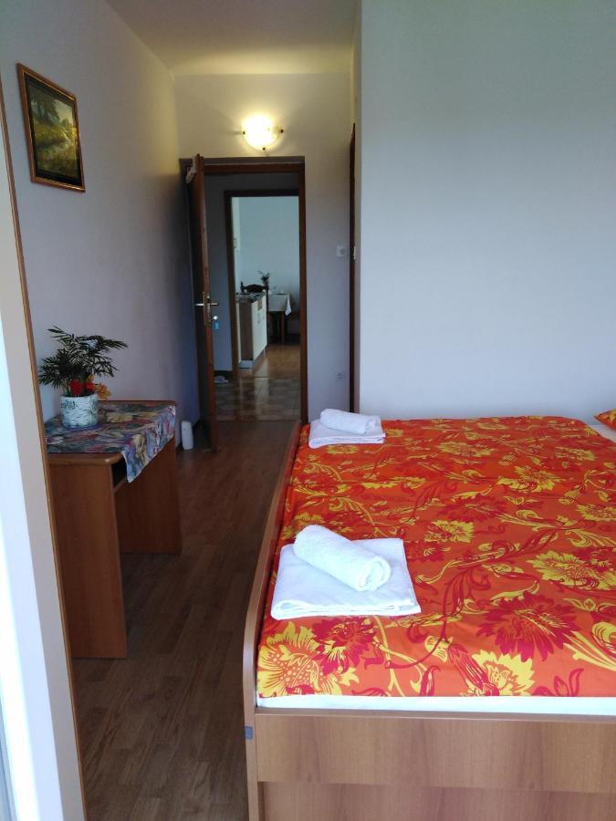 Milijana Apartments Rab Раб Екстер'єр фото