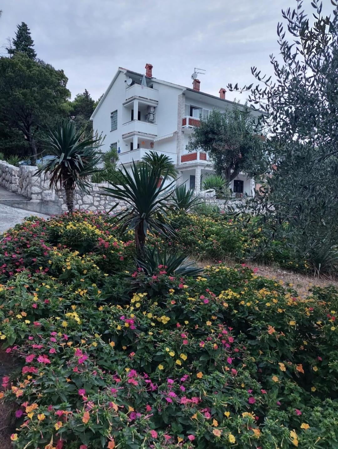 Milijana Apartments Rab Раб Екстер'єр фото